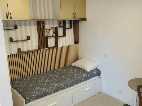 Studio meublé