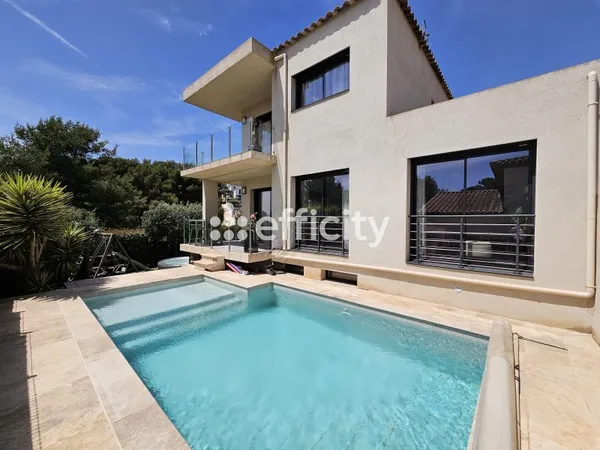 Maison 5 pièces 164 m²