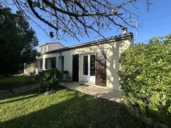MAISON / VILLA
