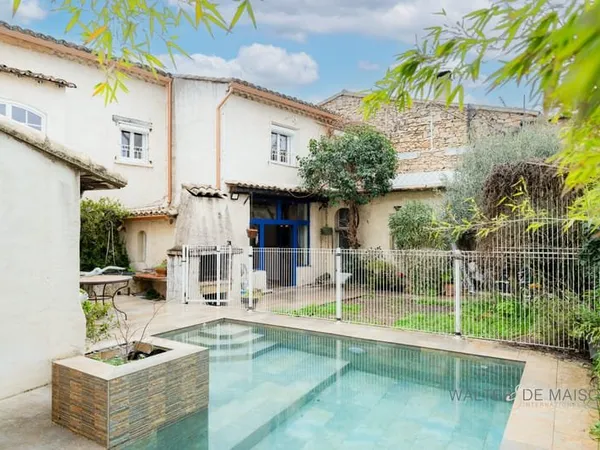 Maison de village avec piscine Vergeze
