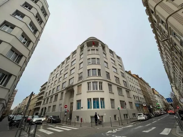Bureaux 391 m²
