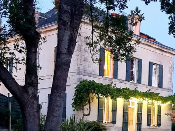 Maison 7 pièces 282 m²