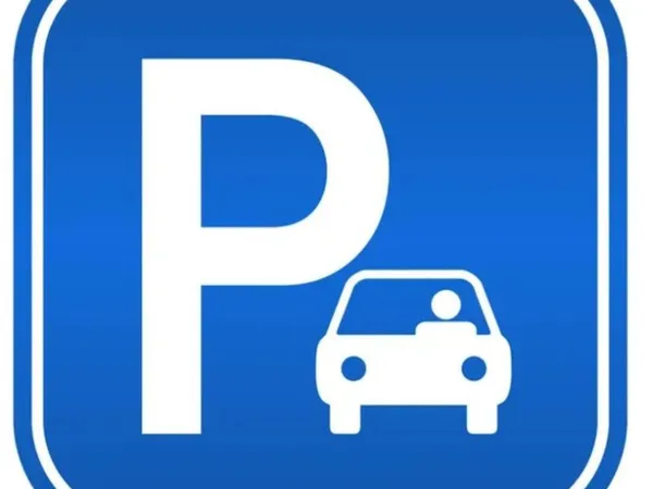 Parking à louer rue Gros / Maison de la radio