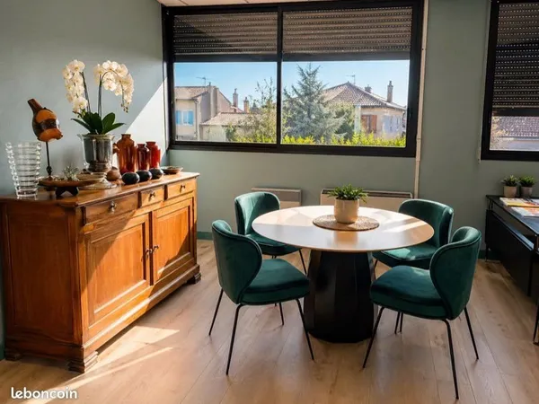 💥 Bureau 107 m² - 2 entrées indépendantes - 2 parkings sécurisés - Rue Victor Hugo Moissac - OPPORTU