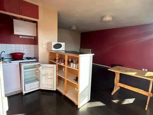 Grand studio 27m2 lumineux
