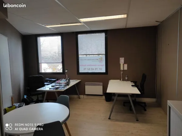 Bureau, local d'activité sécurisé