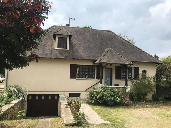 Maison Saint Remy Sur Avre 5 pièce(s) 152 m²