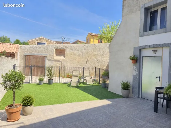 Grande maison familiale rénovée - 225 m² - 6 chambres - grande cour intime et sécurisée