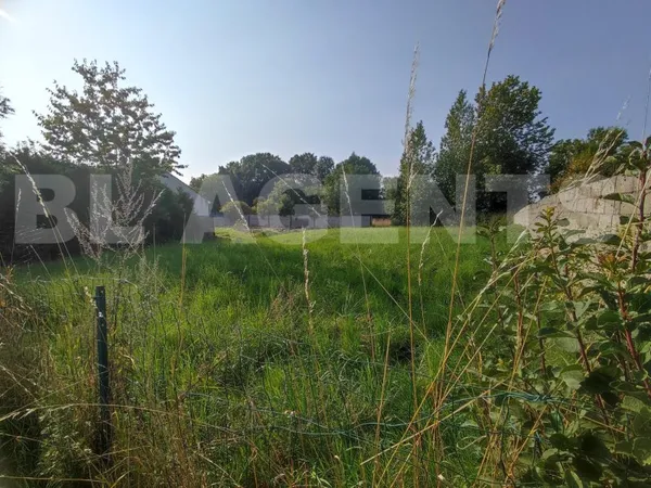Terrain en individuel 566 m²