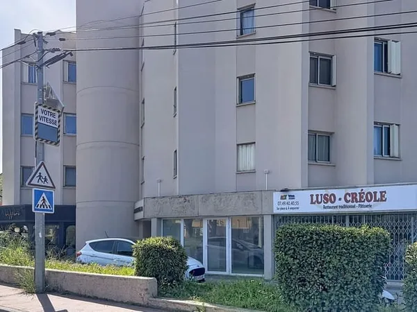 Local commercial 50 m²