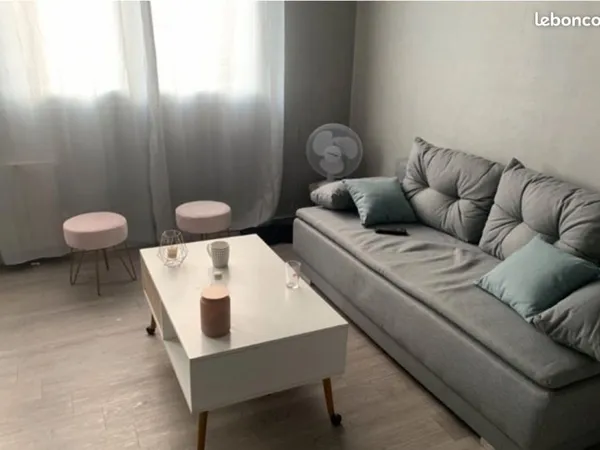Studio 1 pièce 29 m²