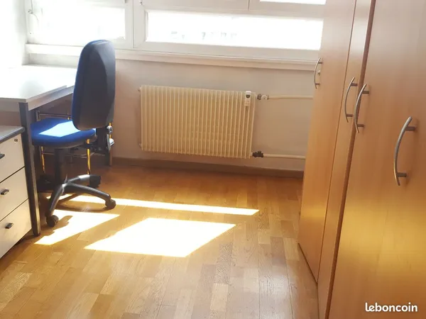 Colocation - chambre meublée - Université