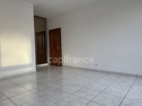 Appartement à louer 2 pièces NANCY (54)