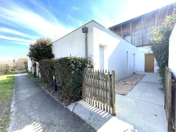 Villa 4 pièces 85 m²