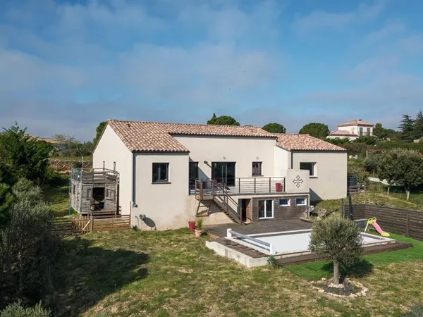CARCASSONNE - ARAGON Villa T5 192m² (165m² hab.) avec guest house, piscine, et garage