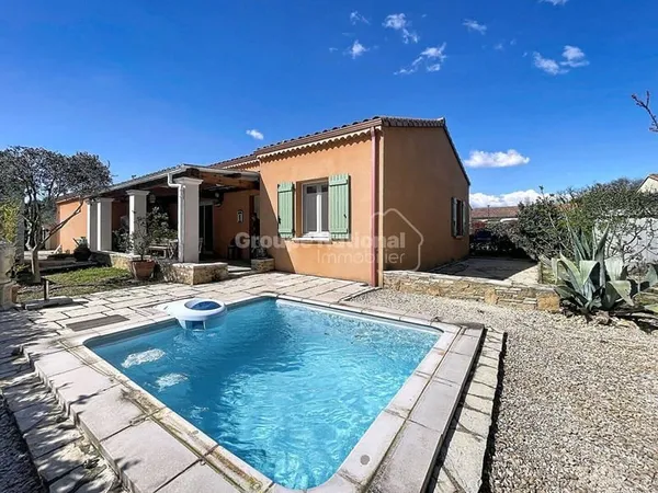 Maison de plain-pied 5 pièces 105 m²