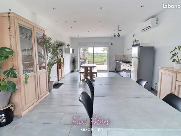 Maison 6 pièces 145 m²