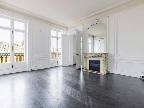 Appartement 6 pièces 226 m²