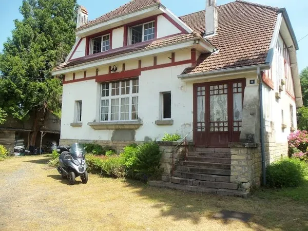Maison 10 pièces 186 m²
