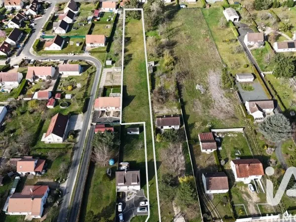 Terrain 2753 m²