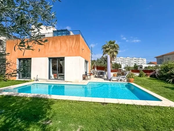 ???? Villa avec piscine & vue mer - Domaine sécurisé, calme absolu à Fabron ????