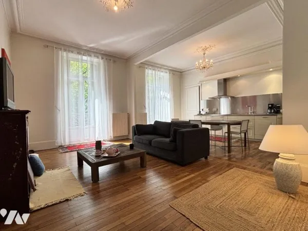 Appartement 3 pièces 84 m²