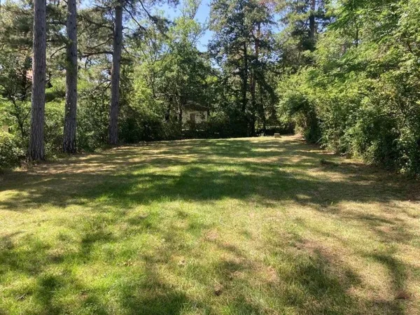Terrain constructible 700 m²