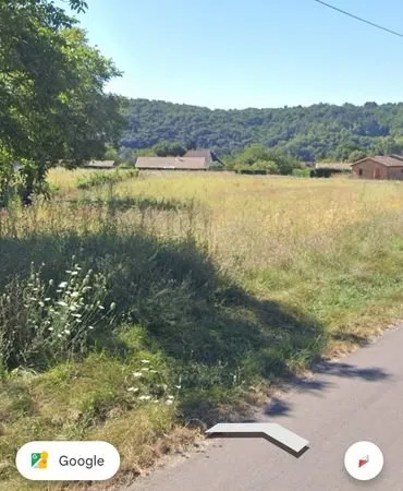 Beau terrain 20 min de Perigueux