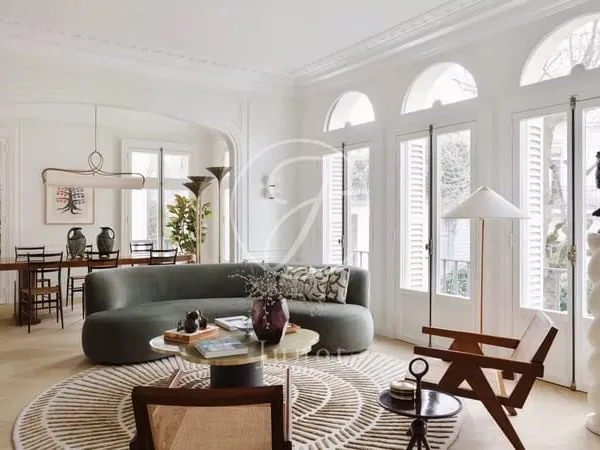 Paris 9e - AVENUE FROCHOT - Appartement à vendre - 4 pièces - 95,66m² - 97,39m² au sol - 2 chambres.