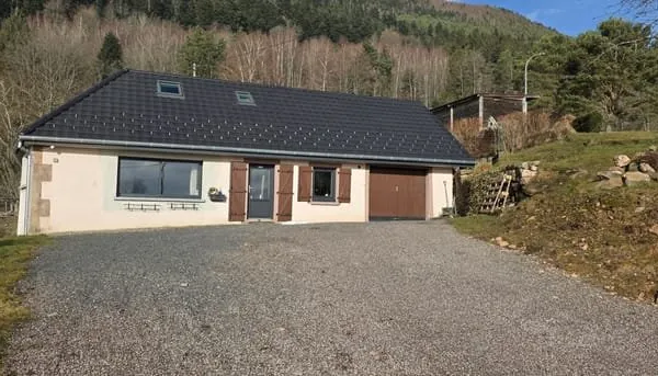 Plaine, magnifique maison rénovée au charme d'antan, 17.55 a