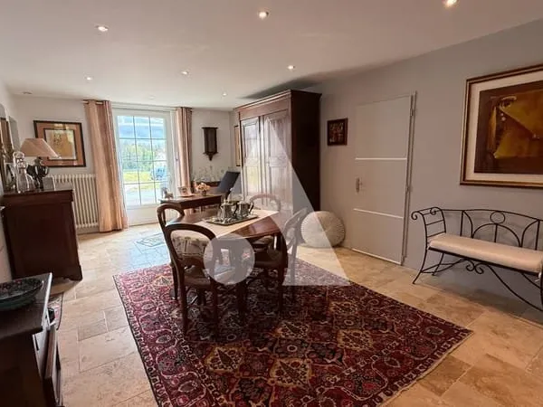 EXCLUSIVITE Maison Nerigean 225 m2 avec piscine et terrain