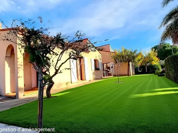 À VENDRE IDEAL POUR FAMILLE PLURI GENERATIONS - SPECIAL INVESTISSEUR - CHAMBRE D'HOTES