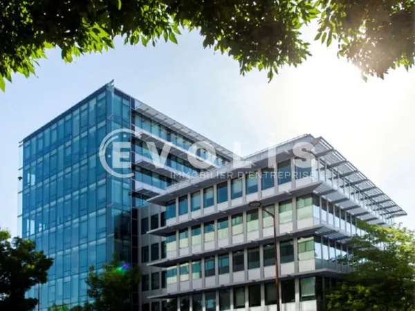 Bureaux 14452 m²