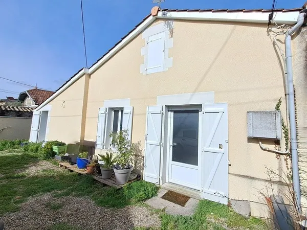 ANGLADE - Maison Individuelle Vendue Louée : Un Investissement Locatif Idéal