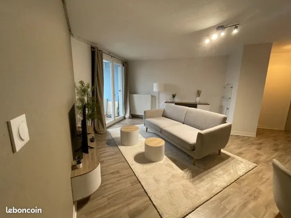 À louer - T3 meublé avec balcon et place de parking - Toulouse Lardenne