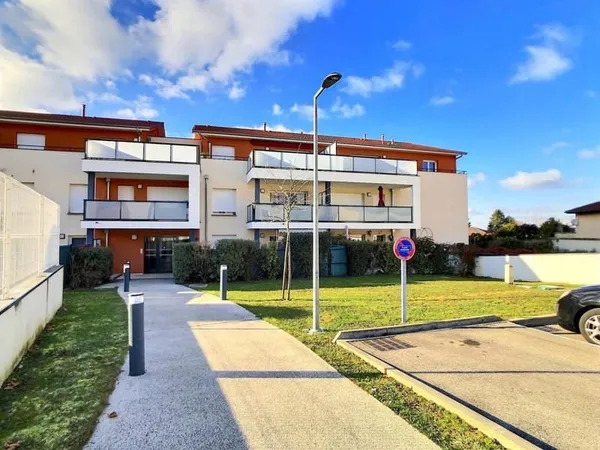 Diémoz (38790) Appartement T3 au dernier étage dans résidence sécurisée récente