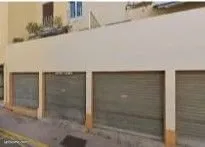 Box garage