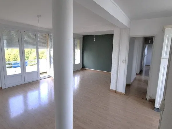 Appartement à Vendre 5 pièces SAINT QUENTIN (02), Quartier Remicourt
