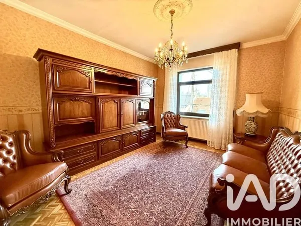 Maison 9 pièces 316 m²