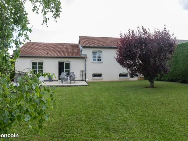 Pavillon 5 pièces 145 m²