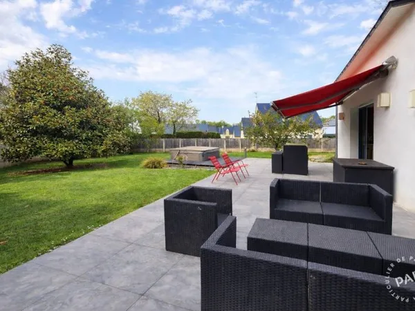 Maison 6 pièces 226 m²