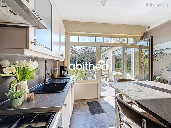 Propriété 6 pièces 224 m²