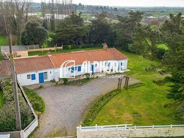 Maison de plain-pied 6 pièces 108 m²