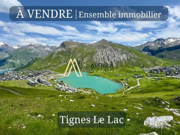 Local commercial avec appartement 3 pièces - Centre de Tignes