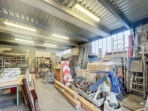 Local commercial 92 m²