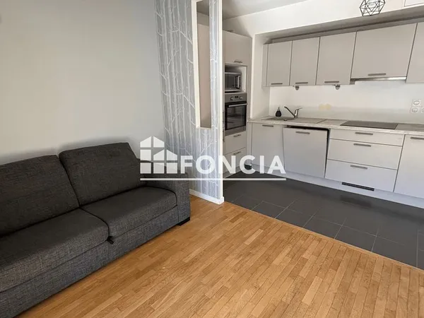 Appartement Location Joinville-le-Pont 3p 59m² 1535€