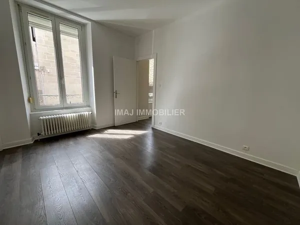 Epinal - Immeuble - 278 m2