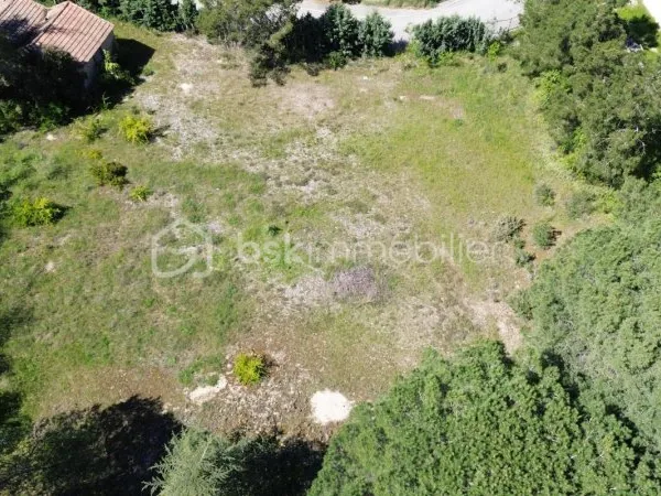 Terrain en individuel 407 m²