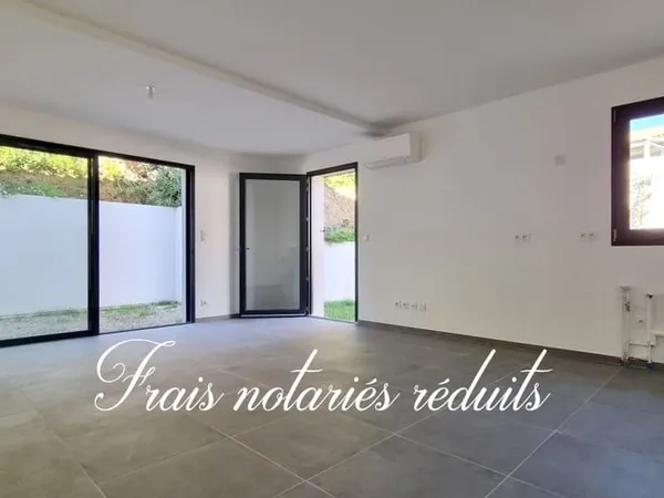 Six-Fours les Plages, T3 en rez-de-chaussée + garage au sous-sol