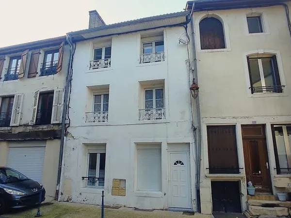Immeuble de rapport 7 pièces 160 m²